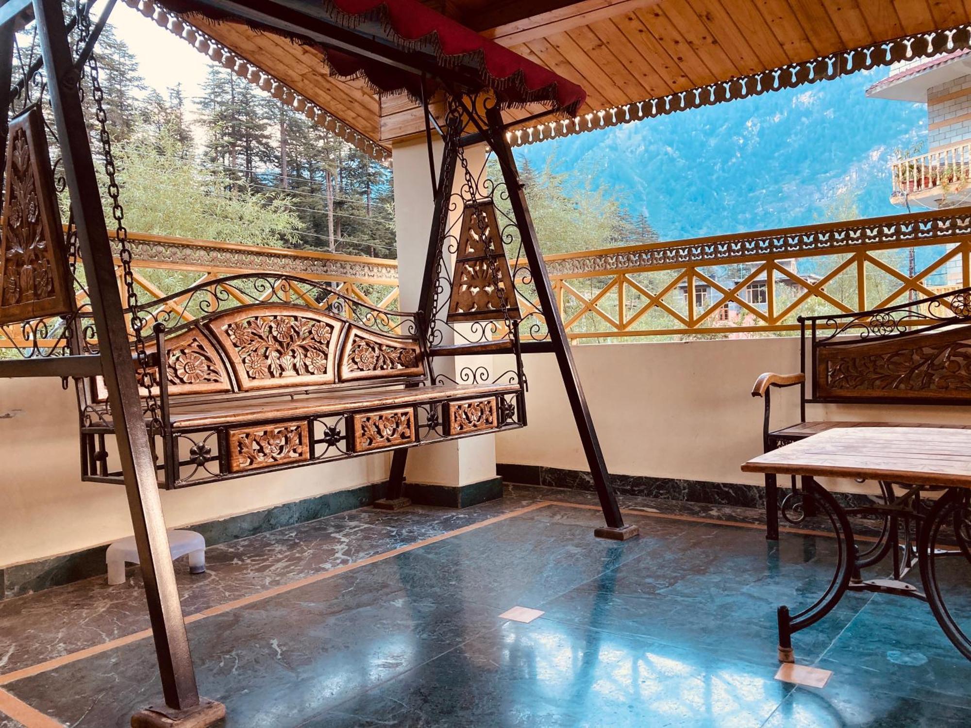 Woods Villa Cottage, Manali Eksteriør bilde