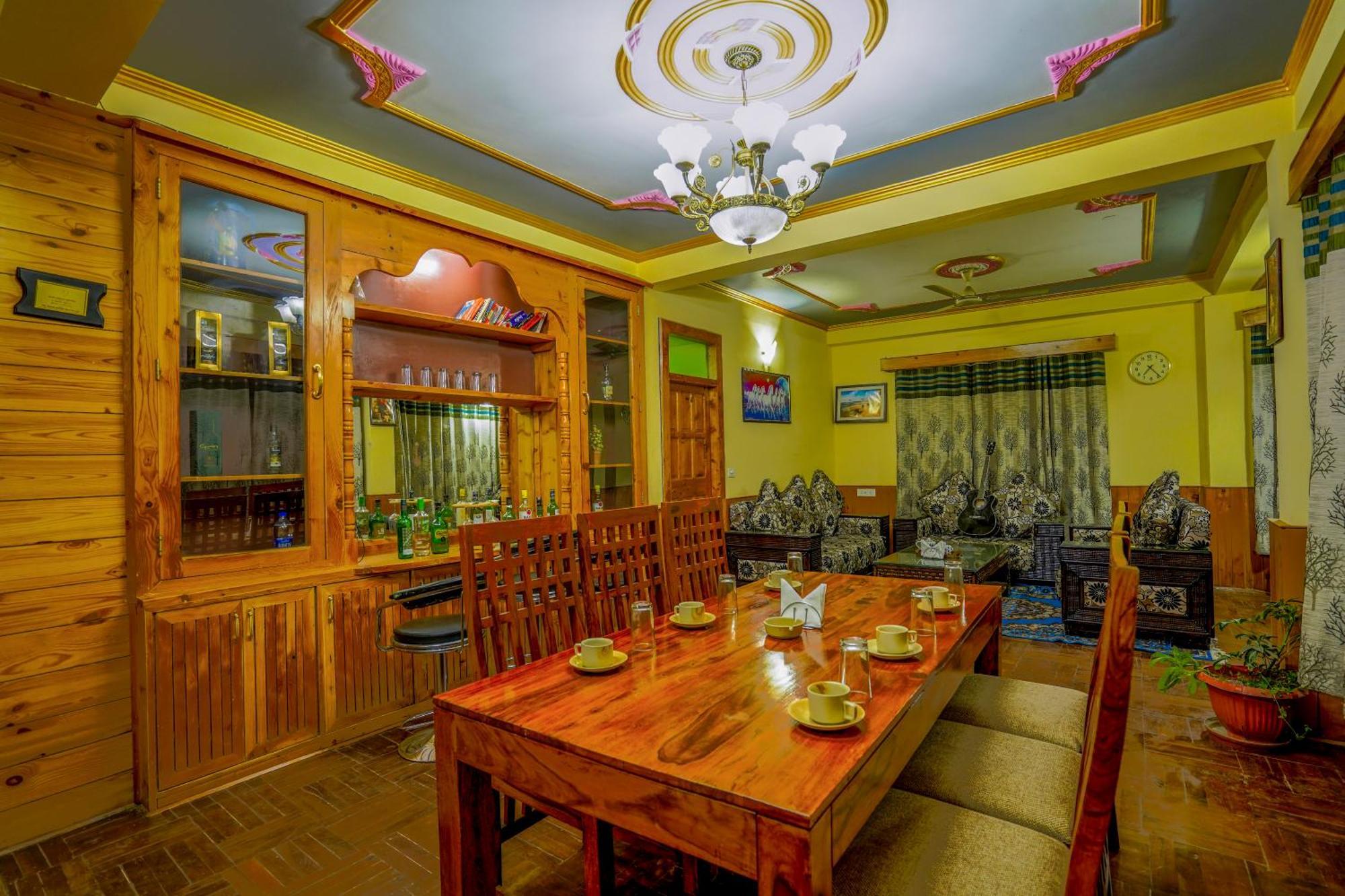 Woods Villa Cottage, Manali Eksteriør bilde