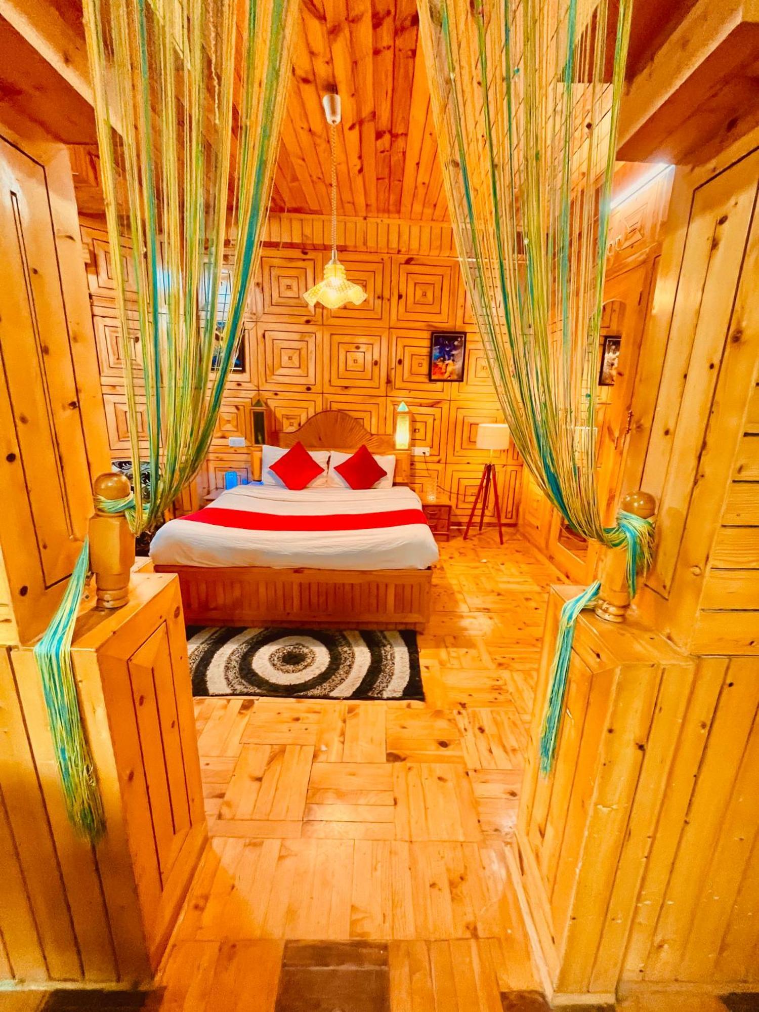 Woods Villa Cottage, Manali Eksteriør bilde