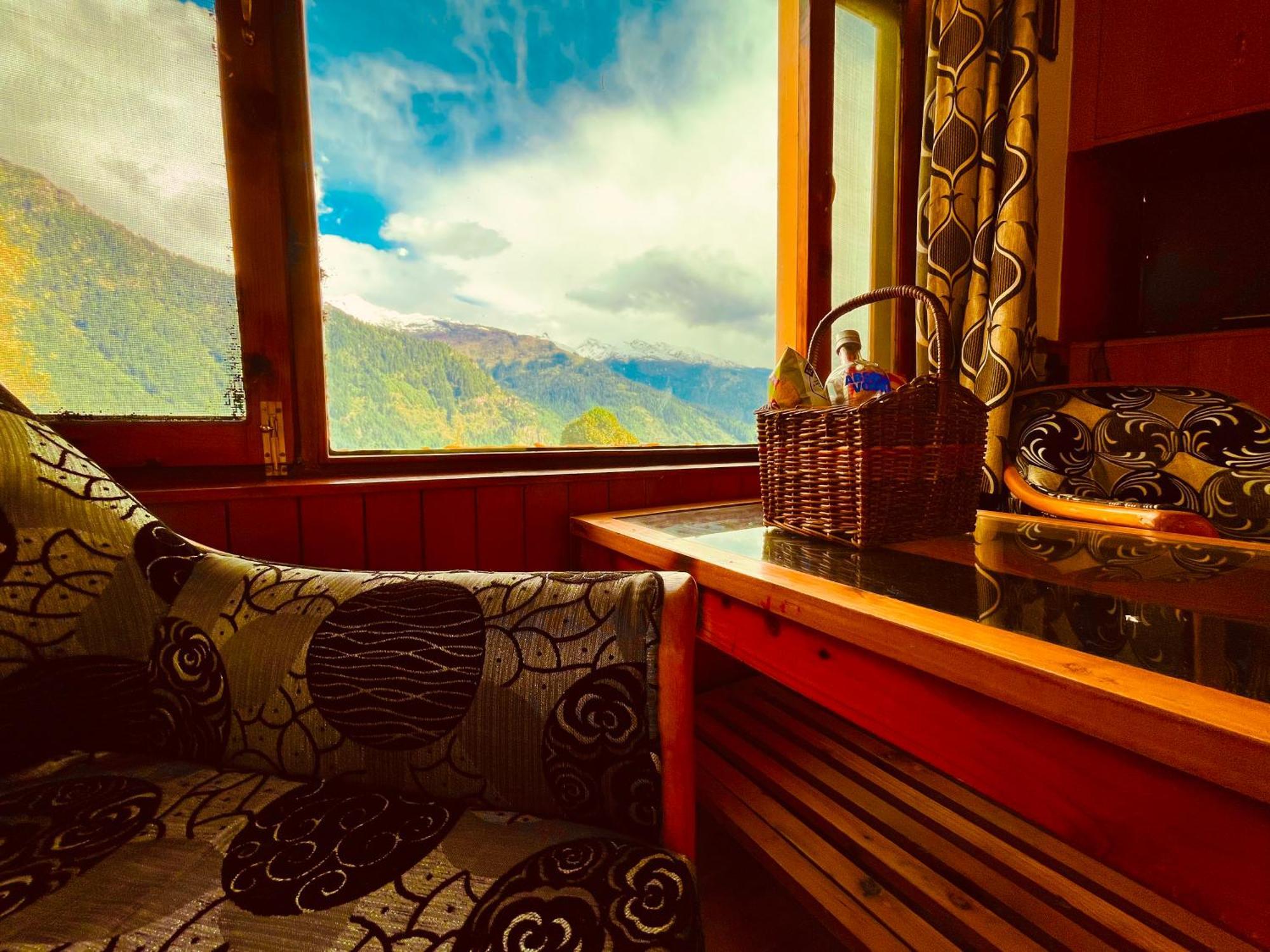 Woods Villa Cottage, Manali Eksteriør bilde