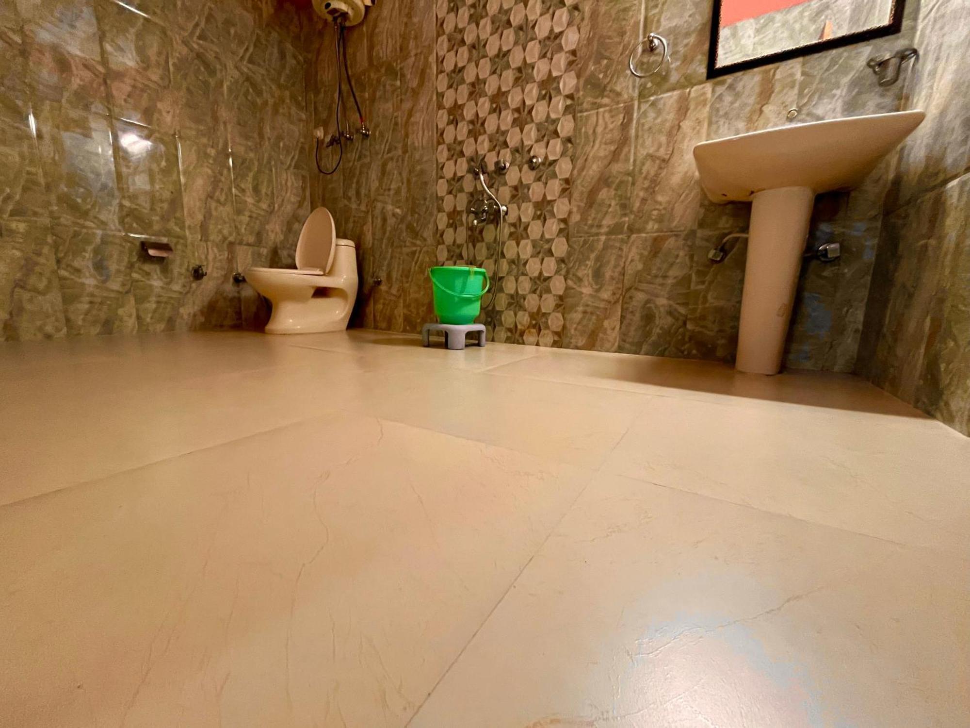Woods Villa Cottage, Manali Eksteriør bilde