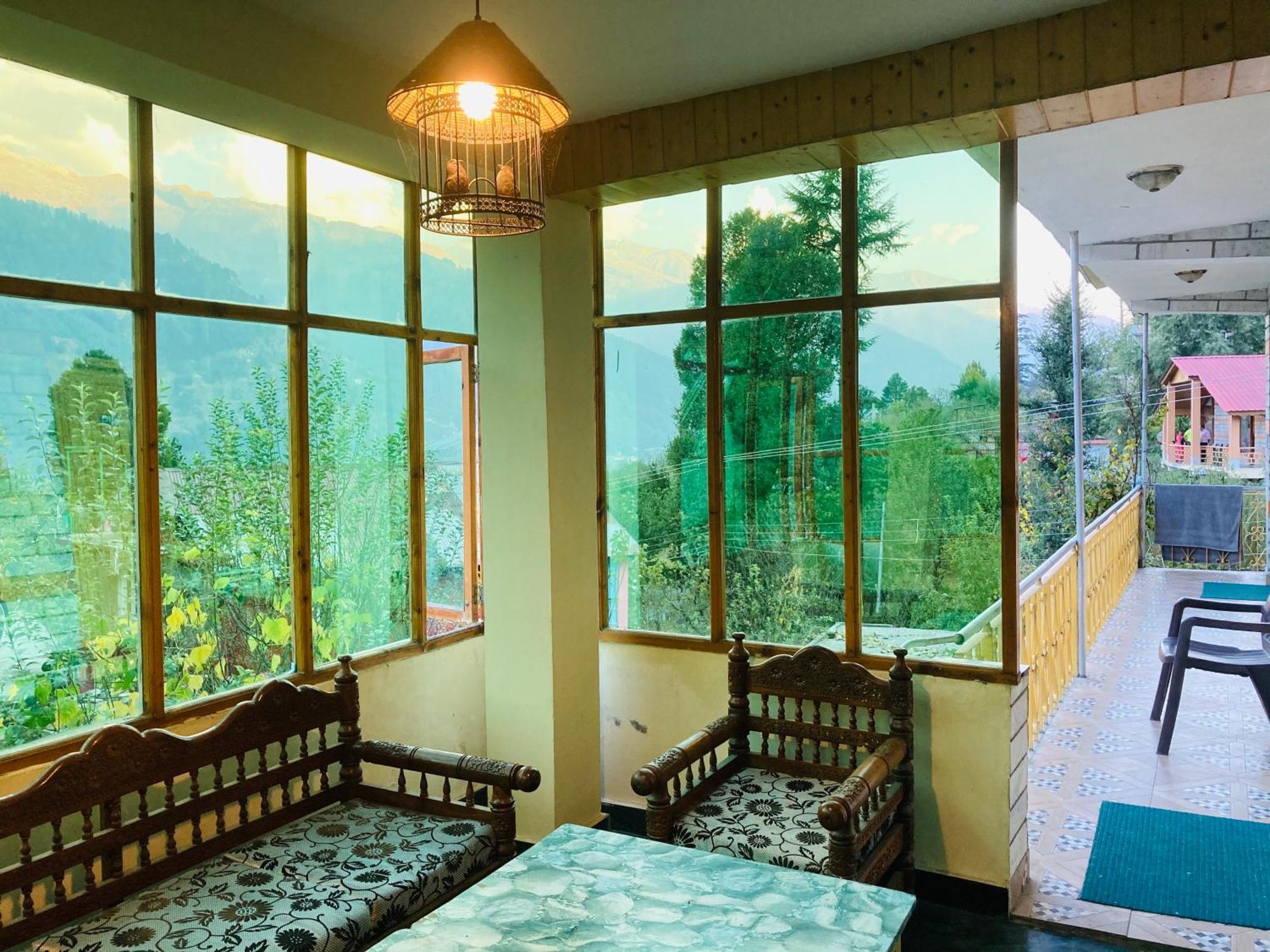 Woods Villa Cottage, Manali Eksteriør bilde